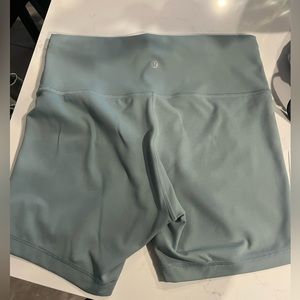 Lululemon wunder train short in Misty Glade size 12